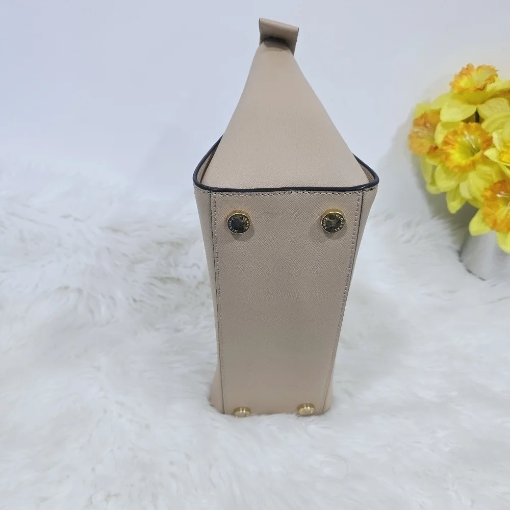 Michael Kors Selma medium saffiano